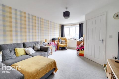 19 Bampton Close, Boulton Moor, Derby, DE24 5DD