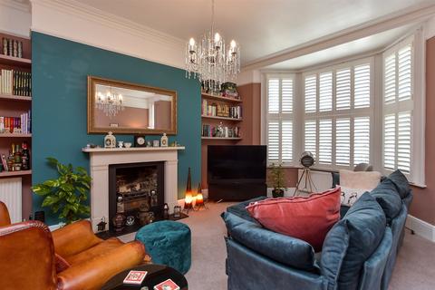 1 bedroom flat for sale, Holland Road, Hove, East Sussex