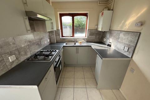 3 bedroom semi-detached house to rent, Powell Place Newport