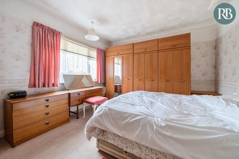 48 Downsway, Southwick, Brighton, BN42 4WB