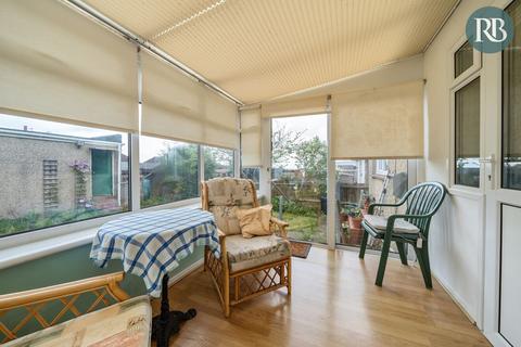 48 Downsway, Southwick, Brighton, BN42 4WB