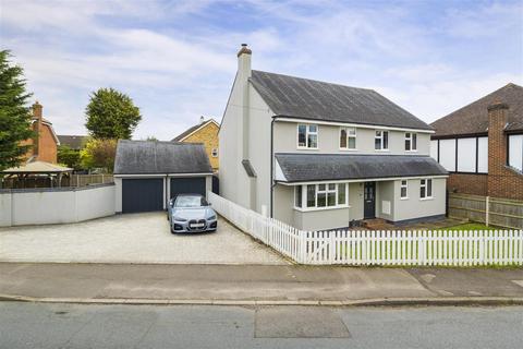 4 bedroom detached house for sale, Swan House, Weavering Street, Weavering