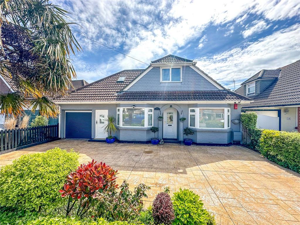 St. Margarets Avenue, Christchurch... 4 bed detached house for sale £