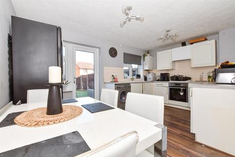 126 Kelvin Gardens, Croydon, CR0 4US