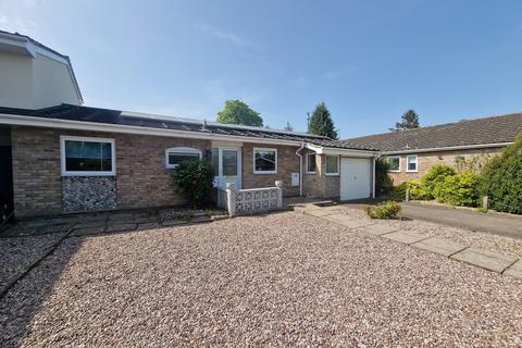 3 bedroom semi-detached bungalow for sale, Woodlands, Harleston