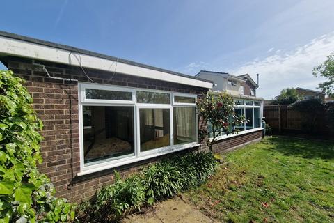 18 Woodlands, Harleston, IP20 9DQ