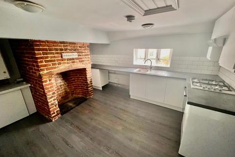 1 bedroom apartment to rent, The Hill, Northfleet, Gravesend, Kent, DA11 9EU