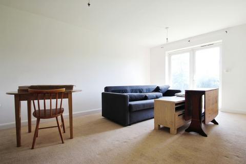 2 bedroom ground floor flat to rent, Egrove Close, Oxford