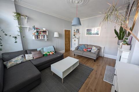 1 bedroom ground floor flat for sale, Westbury Avenue, Wood Green N22