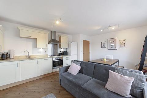 30 Taylor Close, Tonbridge, TN9 2FE
