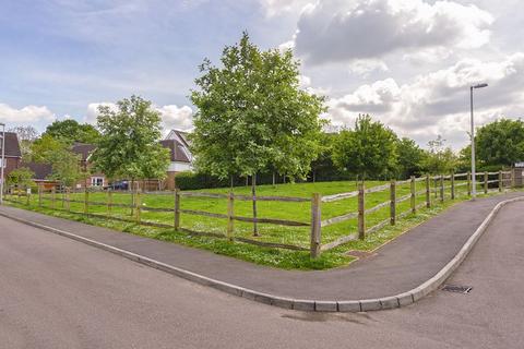 30 Taylor Close, Tonbridge, TN9 2FE