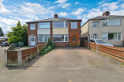 3 bedroom semi-detached house for sale, Kingsway, Leicester