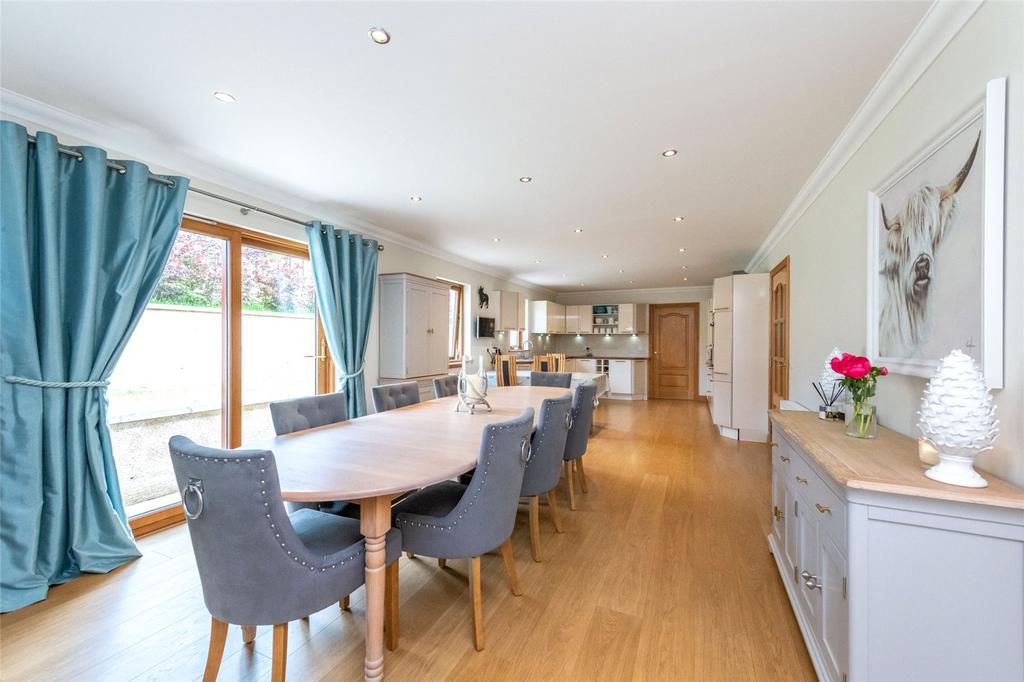 Dining Area/Kitchen