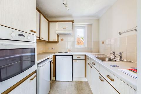 1 bedroom retirement property for sale, HILLCROFT COURT, CATERHAM ON THE HILL