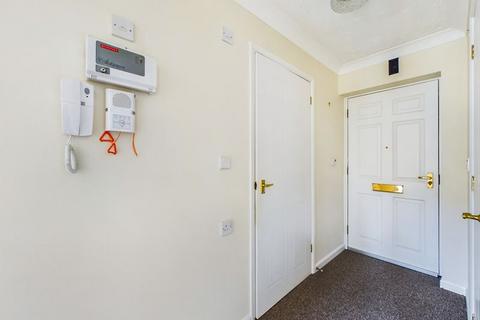 1 bedroom retirement property for sale, HILLCROFT COURT, CATERHAM ON THE HILL