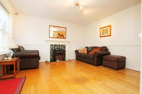 1 bedroom terraced house to rent, Coopers Close, Stepney E1