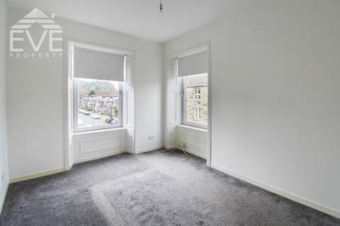 2 bedroom flat to rent, Victoria Street, Dumbarton G82