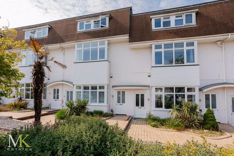 2 bedroom maisonette for sale, Feversham Avenue, Bournemouth BH8