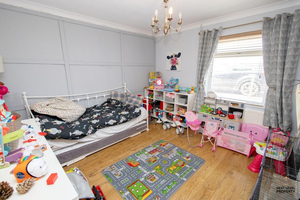 Playroom/Bedroom 4