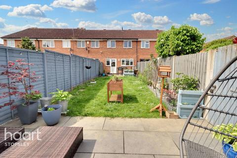 33 Claverley Green, Luton, LU2 8TB