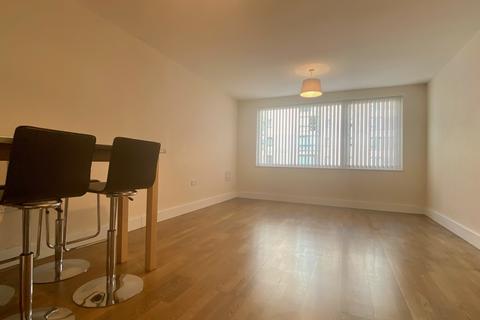 2 bedroom apartment to rent, Altair House, Celestia, Cardiff Bay