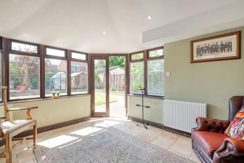 157 Birchfield Road, Redditch, B97 4LU
