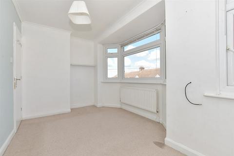 3 bedroom end of terrace house for sale, Barr Road, Gravesend, Kent