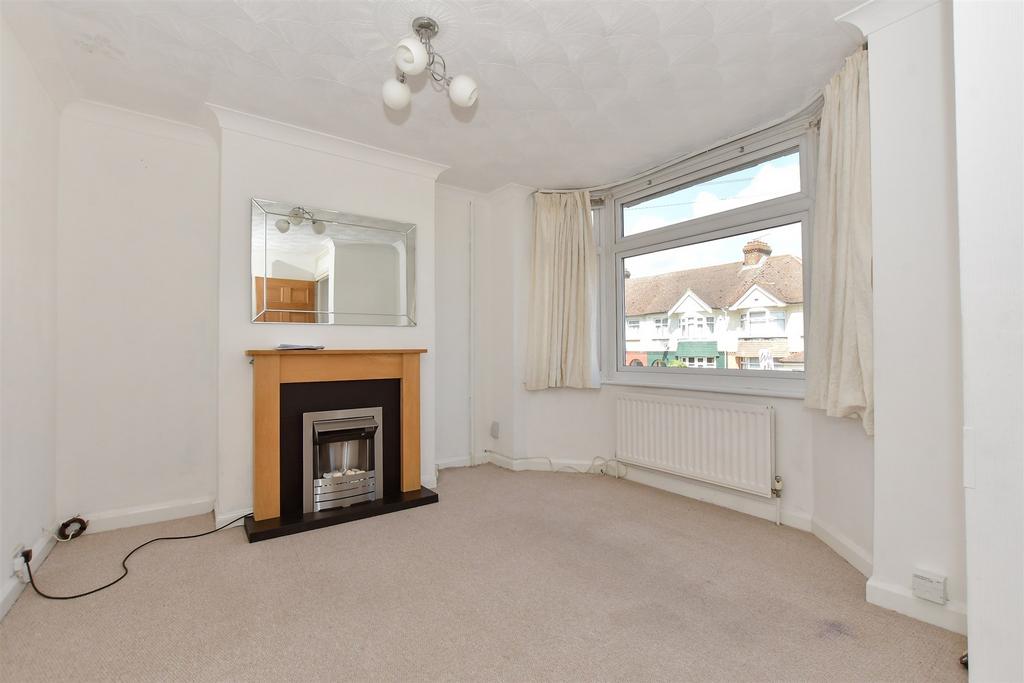 Barr Road, Gravesend, Kent 3 bed end of terrace house for sale £350,000