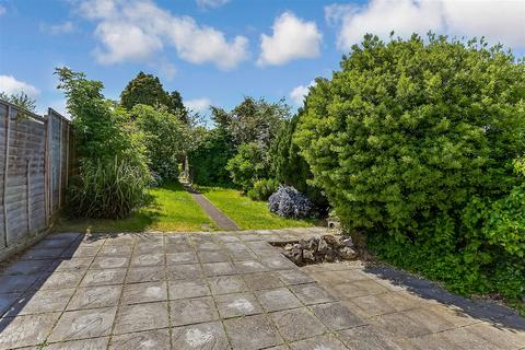 3 bedroom end of terrace house for sale, Barr Road, Gravesend, Kent