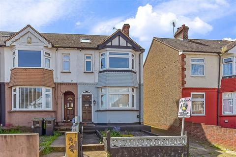 3 bedroom end of terrace house for sale, Barr Road, Gravesend, Kent