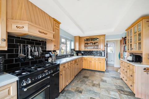 144 Blackdown View, Ilminster, TA19 0BG