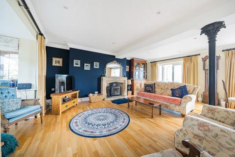 144 Blackdown View, Ilminster, TA19 0BG