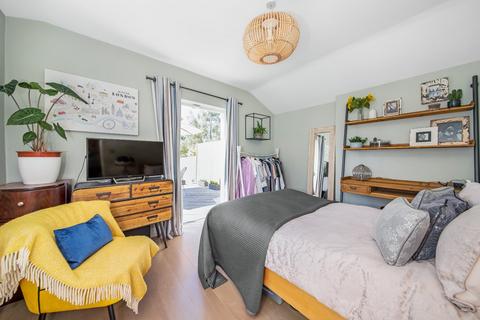 5b Beulah Hill, London, SE19 3LQ