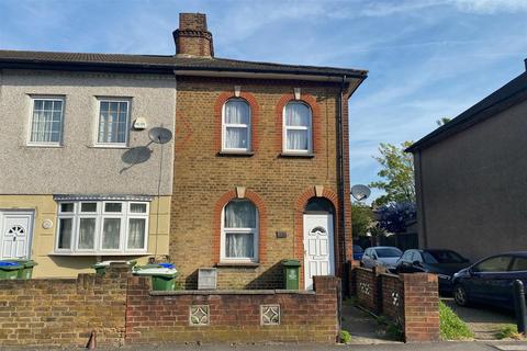 2 bedroom end of terrace house for sale, Mill Road, Erith