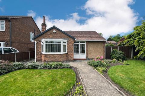 2 bedroom detached bungalow for sale, Gloucester Drive, Sale