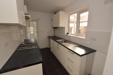 3 bedroom house to rent, Turnbull Drive, Leicester