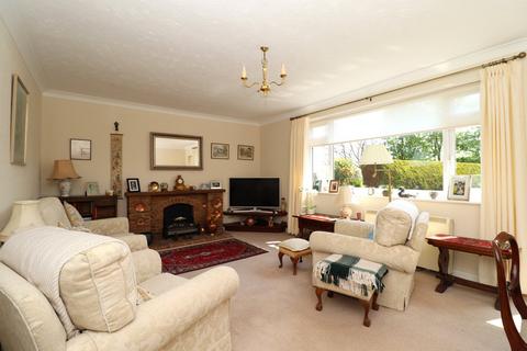 2 bedroom property for sale, 19a Cooden Drive Bexhill-on-Sea, TN39