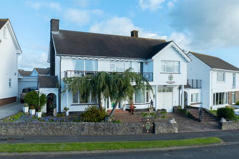 3 bedroom detached house for sale, Marine Drive, Barry