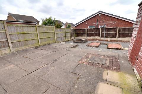 2 bedroom detached house for sale, Cromer Drive, Crewe