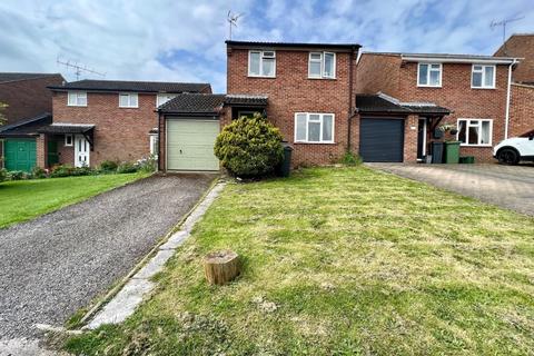 11 Everside Lane, Cam, Dursley, GL11 5UL