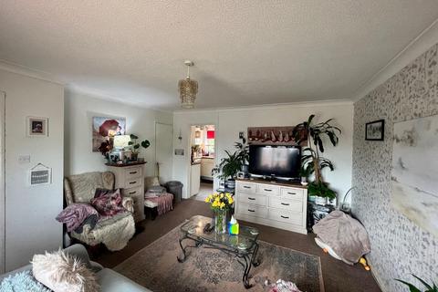 11 Everside Lane, Cam, Dursley, GL11 5UL