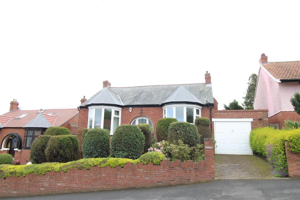 Dunston Bank, Dunston Hill, Gateshead 2 bed detached bungalow for sale