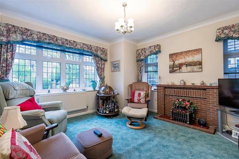 6 High Street, Epping, CM16 4AB