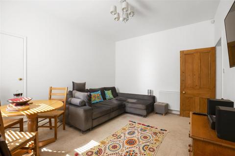1 bedroom ground floor flat for sale, 26 Shamrock Street, Dunfermline, KY12 0JQ
