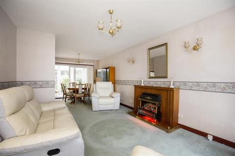 3 bedroom semi-detached house for sale, 28 Ronaldson Grove, Dunfermline, KY12 7RU