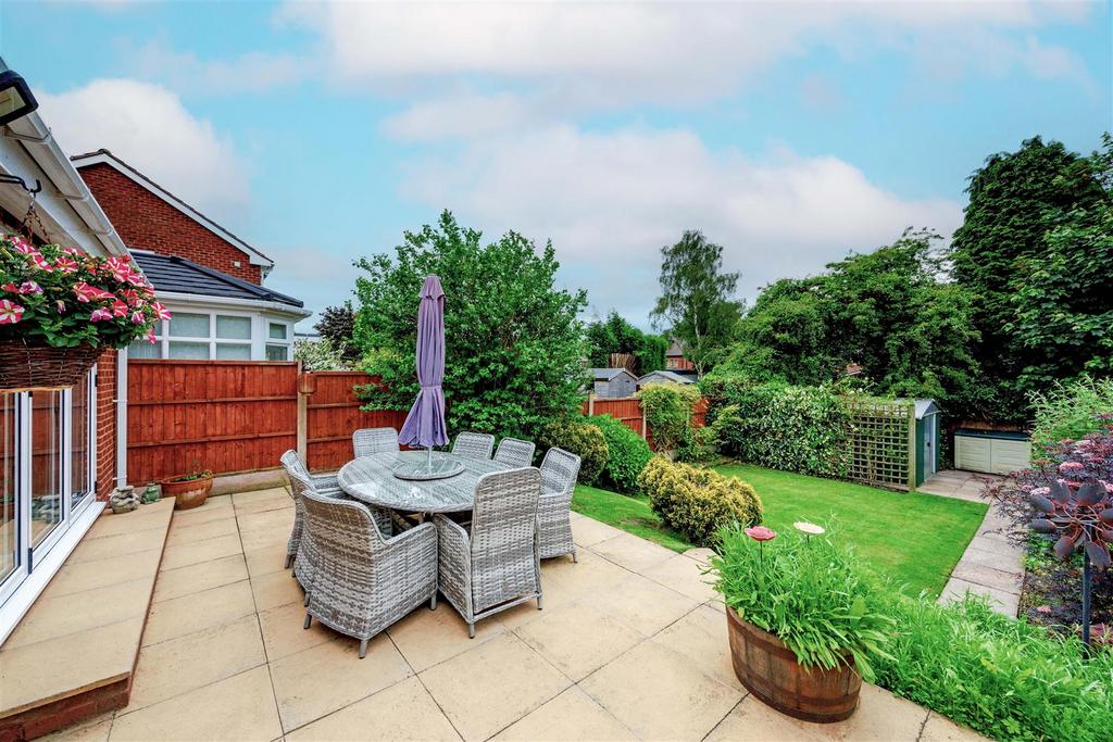 Rear Garden 1 N9 A1960.jpg
