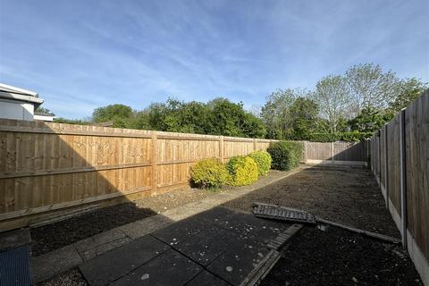 3 bedroom terraced house for sale, Oak Drive, Tewkesbury GL20