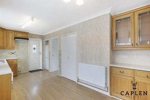 9 Fairview Drive, Chigwell, IG7 6HS