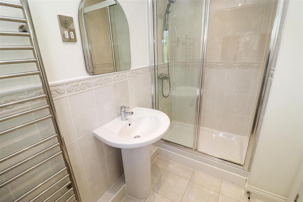 En Suite (Bed 2)