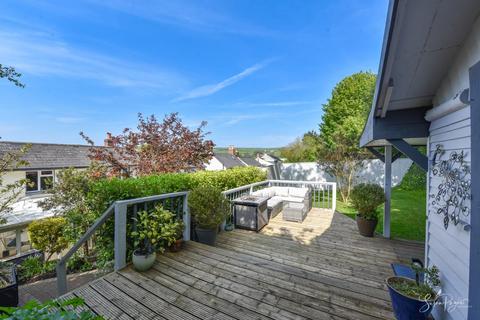 3 bedroom house for sale, Kemming Road, Whitwell, Ventnor